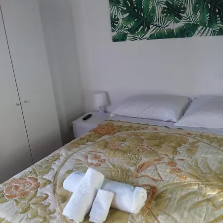 Piazza San Benedetto Militello in Val di Catania