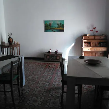 Piazza San Benedetto 3* Militello in Val di Catania